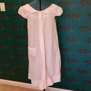 Vintage old lady nightgown. Probably not haunted.